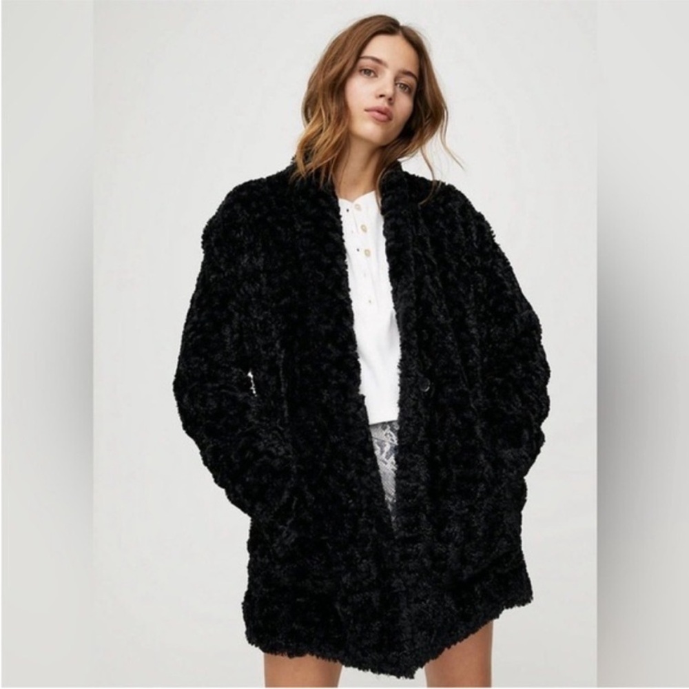 Aritzia Wilfred Free Grete Teddy Plush Jacket Sz:S Black